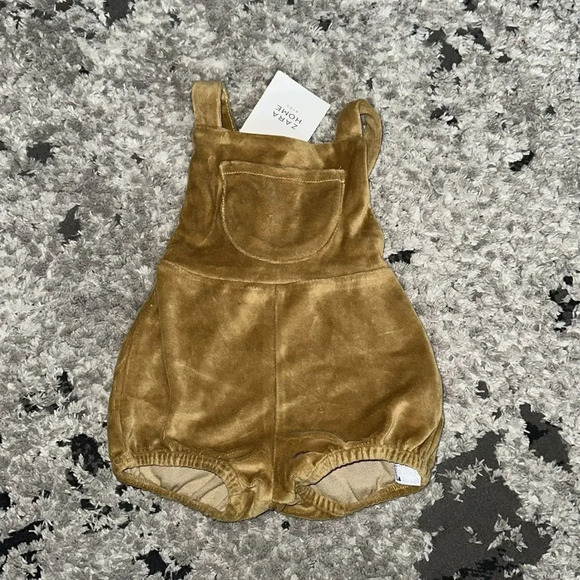 ZARA Baby | Mustard | COTTON VELOUR PLAYSUIT - Picture 4 of 7